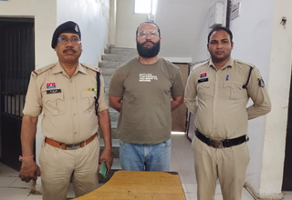Railway Inspector Suicide Case: पति के अफेयर और मारपीट से तंग आकर रेलवे कमर्शियल इंस्पेक्टर विनीता ने की आत्महत्या