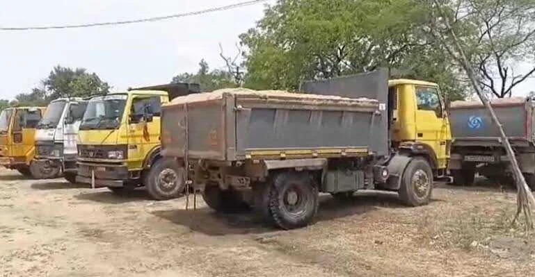 अवैध रेत परिवहन करते जिले में 7 वाहन पकड़ाए...