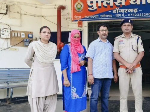CG : Axis Bank के स्टाफ ने ग्राहकों के नाम पर कर दिया करोड़ों का फ्रॉड, पति-पत्नी के फ्राॅड के किस्से सुन पुलिस भी रह गयी दंग
