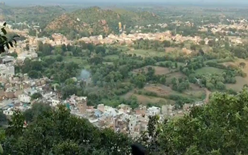 छतरपुर का चमत्कारिक गांव: जहां बकरी पालना है मना, देवी के श्राप से हुआ वंश नाश...