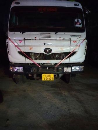 जिला प्रशासन की अवैध रेत परिवहन पर बड़ी कार्रवाई , 8 से अधिक वाहन जप्त, कार्यवाही जारी...