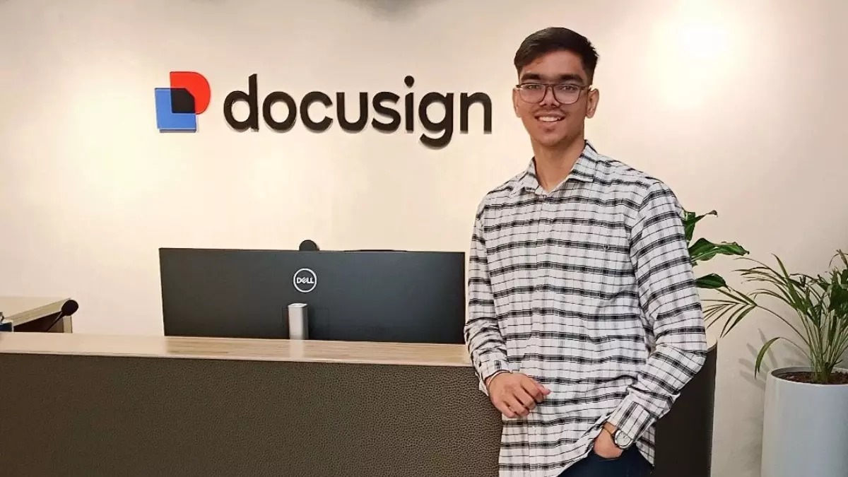 NIT Raipur News: अमेरिकी कंपनी DocuSign ने छात्र चित्रांश अग्रवाल को दिया 76 लाख का ऑफर — जानिए कैसे मिली सफलता