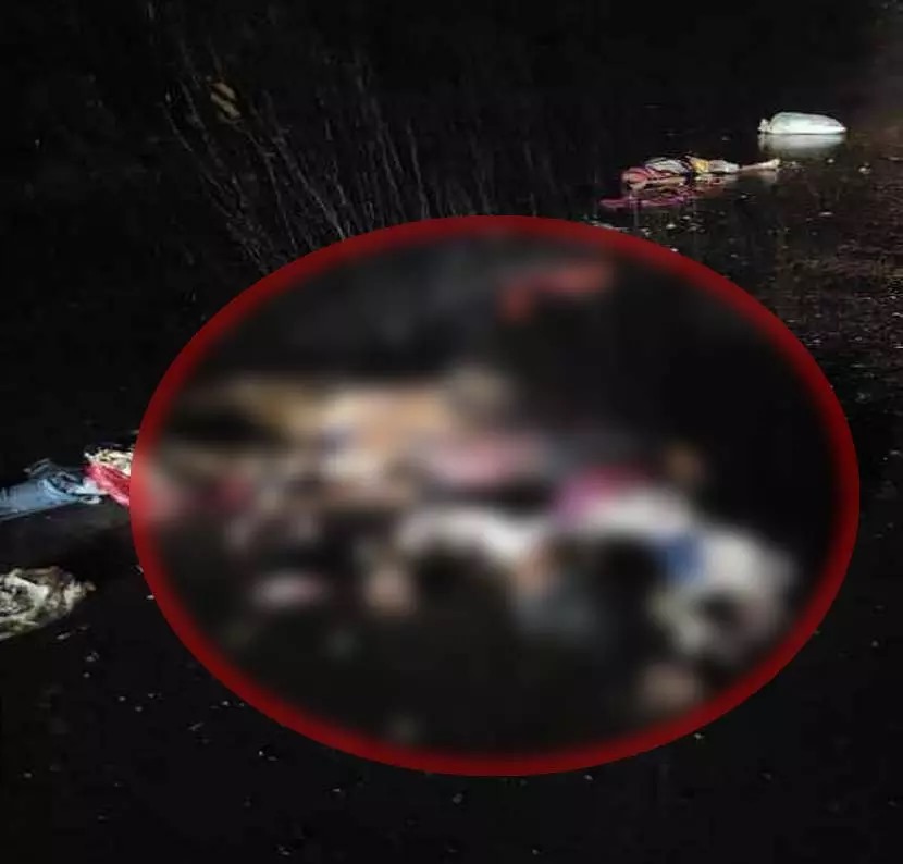 कवर्धा में दर्दनाक सड़क हादसा: बाइक सवार तीन युवकों की मौके पर मौत, चालक फरार