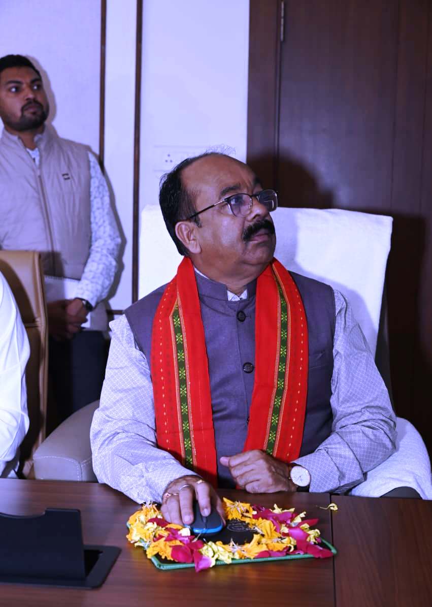 उप मुख्यमंत्री अरुण साव ने युवा आयोग के वेबसाइट को किया लॉन्च...