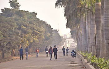 छत्तीसगढ़ में बढ़ी ठंड: सुबह-शाम तापमान में गिरावट, कई जिलों में बारिश की संभावना