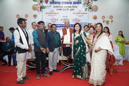 “छत्तीसगढ़ी हमारी अस्मिता—सांसद बृजमोहन अग्रवाल ने राजभाषा दिवस पर भरा स्वाभिमान का संकल्प”