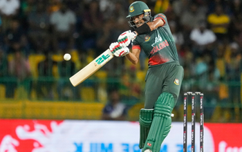 ऑक्शन में जमकर लगी बोली, मोहम्मद नईम बने सबसे महंगे खिलाड़ी, पीयूष चावला रहे अनसोल्ड