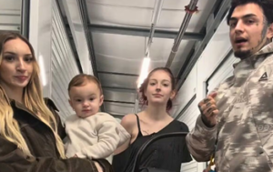 1 पापा, 2 मम्मी और 2 बच्चे! अनोखी है ये बेघर फैमिली, कंटेनर में रहते हैं साथ, फिर मां बनने वाली हैं औरतें