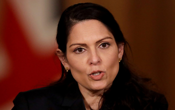 बांग्लादेश में हिंदुओं की हत्या पर ब्रिटिश सांसद ने जताई नाराजगी, कहा- 'अस्वीकार्य'