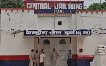 Durg News: हत्या के मामले में सजा काट रहे कैदी की इलाज के दौरान मौत, रायपुर अस्पताल में तोड़ा दम...