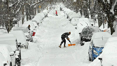 अमेरिका में भीषण तूफान का कहर: 29 की मौत, 6.7 लाख घरों की बिजली ठप, हज़ारों उड़ानें रद्द...