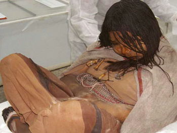 500 साल बाद भी अमर रही पर्वत देवता की बलि, एंडीज में मिली बच्ची की ममी ने चौंकाई दुनिया...