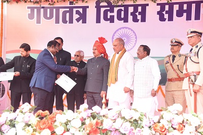 गणतंत्र दिवस के शुभ अवसर पर दुर्गा तहसीलदार प्रफुल्ल गुप्ता का हुआ सम्मान...