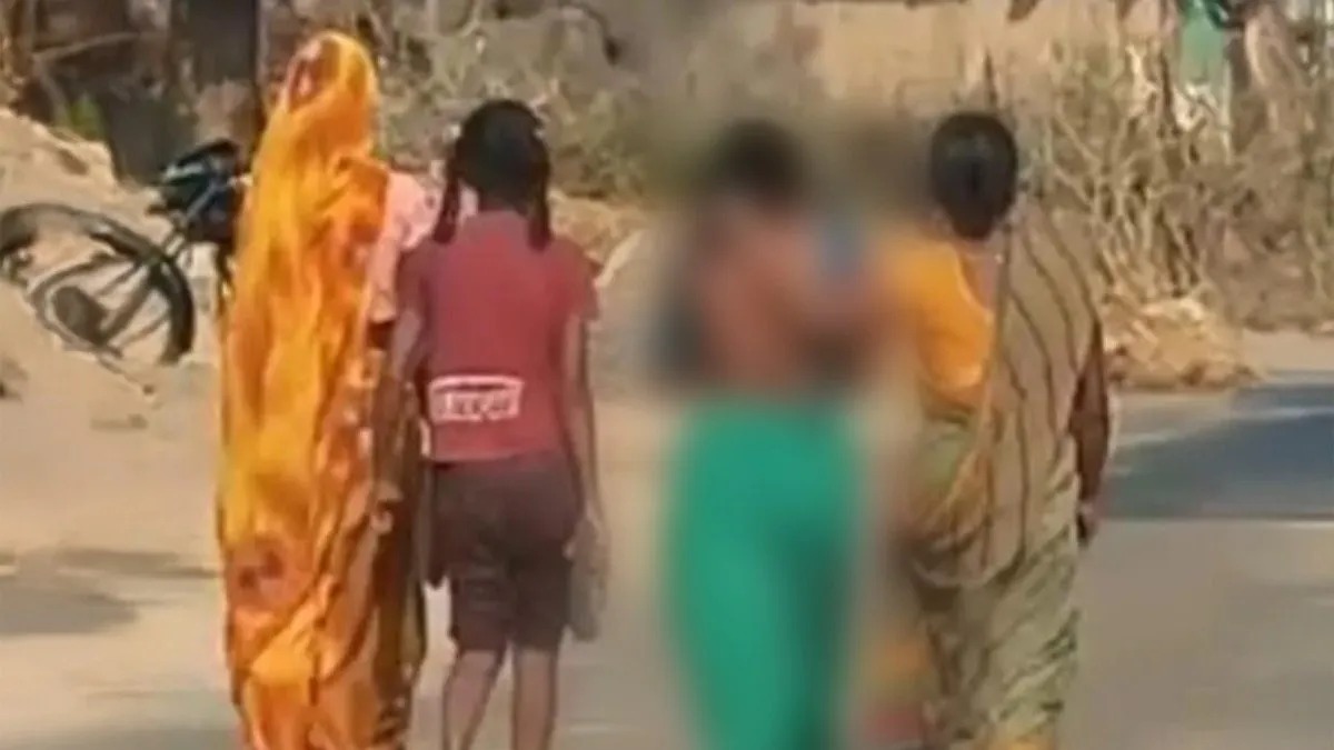 शर्मनाक मामला: विधवा महिला को अर्धनग्न कर गांव में घुमाया, मारपीट व अमानवीय व्यवहार...