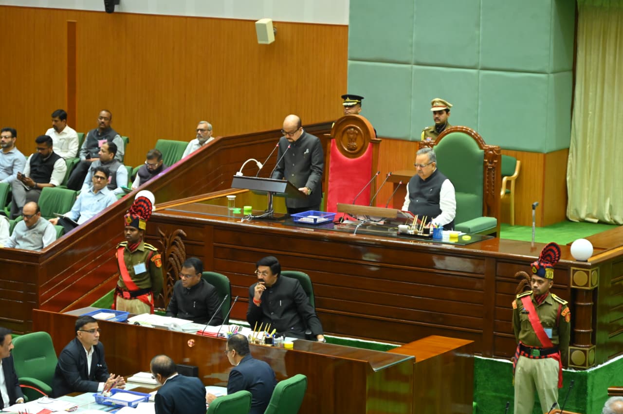 राज्यपाल श्री डेका ने छत्तीसगढ की 6 वीं विधानसभा के अष्टम् सत्र को संबोधित किया...