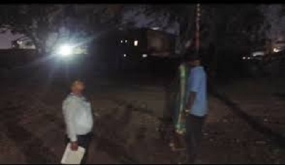 बिलासपुर में सनसनी: पेड़ से लटके मिले पति-पत्नी के शव...