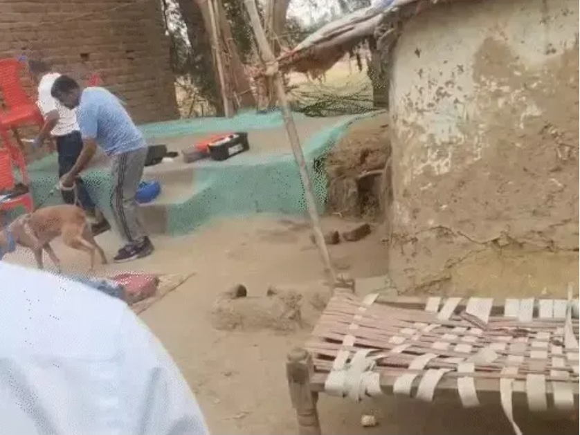 CG Crime News: तंत्र-मंत्र के फेर में दर्दनाक घटना, शख्स ने पूजा रूम में खुद का गला रेता...