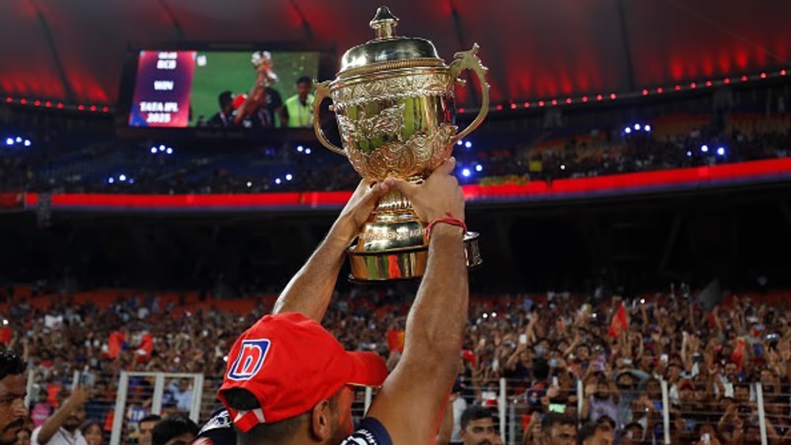 मिडिल ईस्ट के हालात ने IPL फ्रेंचाइजियों की बढ़ाई चिंता, विदेशी खिलाड़ियों के जल्द जुड़ने पर गहराया सस्पेंस...