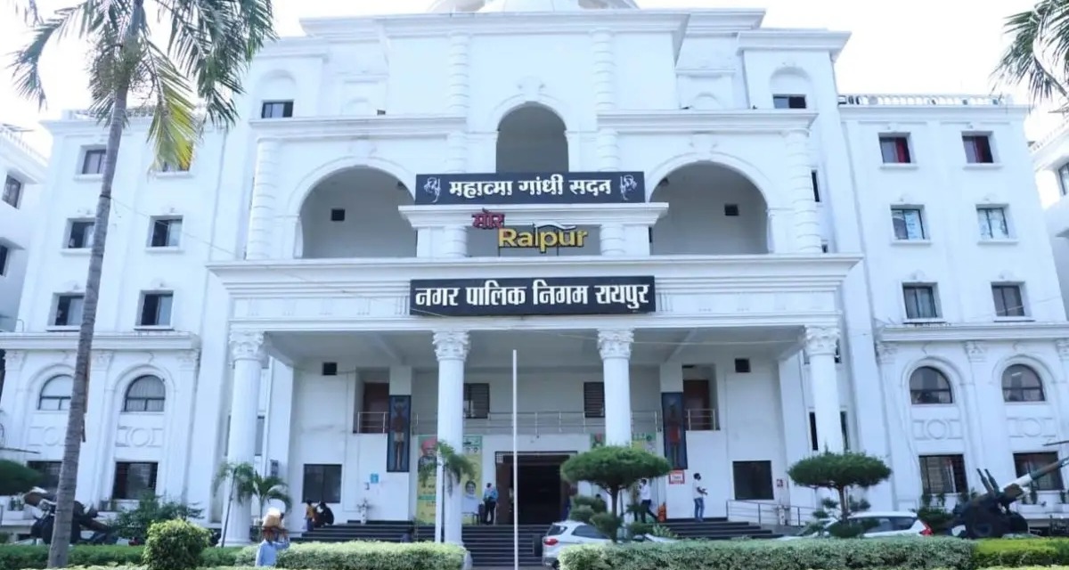 रायपुर नगर पालिक निगम: आयुक्त विश्वदीप ने जोन कमिश्नरों का किया बड़ा फेरबदल, जारी हुआ नवीन पदस्थापना आदेश