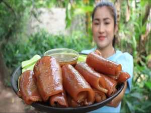 “पहाड़ी बर्फी” का सच: सूअर की खाल से बनती है ये अनोखी मिठाई, जानें असली कहानी…