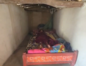 CG- नशे में पति बना दरिंदा, पत्नी की हत्या… प्राइवेट पार्ट में बोतल-डंडा डालने की आशंका से सनसनी…