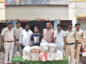 CG- फर्जी लाइसेंस से मंगाते थे ‘नशे का जहर’, 800 बोतल सिरप के साथ गिरोह का पर्दाफाश!…