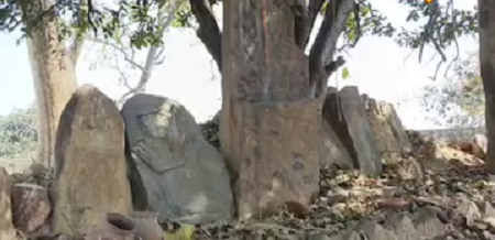 पत्थर बनी बारात की अनोखी कहानी! कोरबा में आज भी जिंदा है रहस्य...