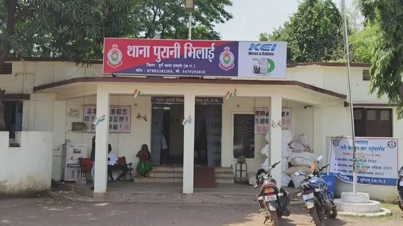 दुर्ग में JEE Mains परीक्षा में नकल की कोशिश फेल: चप्पल में मोबाइल छिपाकर आया ‘मुन्नाभाई’ गिरफ्तार...