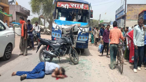 CG- दर्दनाक सड़क हादसा: तेज रफ्तार बस ने बाइक सवार को कुचला, एडिशनल एसपी के चाचा की मौत…