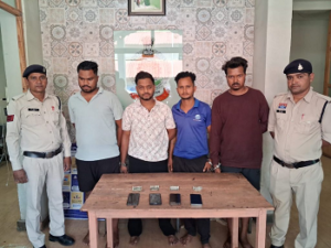 CG- ‘Silent 777’ ऐप से IPL सट्टा रैकेट का पर्दाफाश, दुर्ग पुलिस ने 4 आरोपियों को घेराबंदी कर दबोचा…