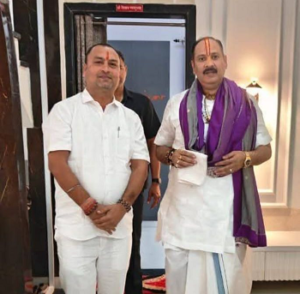पंडित प्रदीप मिश्रा की कथा के नाम पर 21 लाख की ठगी! आयोजनकर्ता पर FIR दर्ज, पुलिस जांच में जुटी…