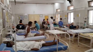 CG- ठेले में गुपचुप-चाट खाने के बाद बिगड़ी 25 लोगों की तबीयत, कई अस्पताल में भर्ती…