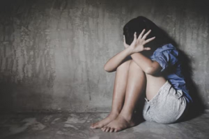 CG- हैवान बना शिक्षक: 10वी की छात्रा को होटल ले जाकर दुष्कर्म का आरोप, शिकायत के बाद भी नहीं हुआ एक्शन; अब POCSO एक्ट में केस दर्ज…