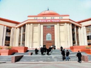 MBBS छात्रों को बड़ी राहत, हाईकोर्ट ने सेवा बांड को लेकर सुनाया अहम फैसला…
