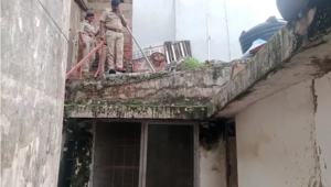CG- ₹5 करोड़ की मेगा चोरी! तीर्थ यात्रा पर गए कारोबारी के सूने मकान में AC के रास्ते घुसे चोर, सोना-नकदी लेकर फरार…