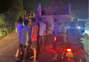 NH-130B पर भीषण सड़क हादसा, ट्रक से आमने-सामने भिड़ी यात्री बस; 19 लोग घायल…
