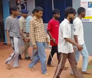 CG- मेरी बेटी से दूर रहो’… बेटी से दूर रहने की नसीहत बनी मौत की वजह, 6 युवकों ने घर में घुसकर पिता को उतारा मौत के घाट…