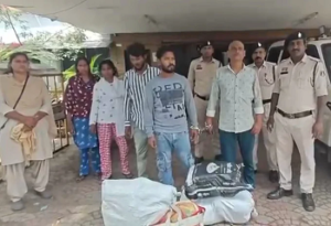 CG- अंतर्राज्यीय गांजा तस्करी नेटवर्क का भंडाफोड़, 46.1 किलो गांजा बरामद; 2 महिलाओं समेत 5 गिरफ्तार…