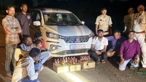 अर्टिगा से 160 पाव अवैध शराब जब्त, संकुल समन्वयक शिक्षक समेत 7 गिरफ्तार; निलंबित…