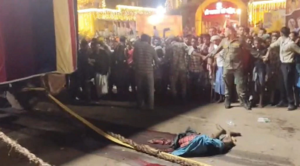 Bastar Dussehra Accident: विजय रथ के पहिए के नीचे दबने से एक की मौत, दूसरा गंभीर; रस्म से पहले रोका गया रथ…