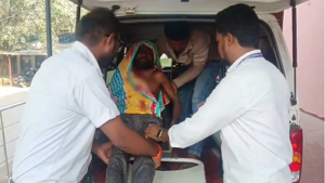 CG- घरेलू विवाद में पत्नी-बेटी ने पति पर हंसिया से किए ताबड़तोड़ वार, हालत गंभीर, जाने पूरा मामला…