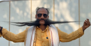 39 साल से नहीं कटवाई मूंछें, लंबाई डेढ़ मीटर! राका का अनोखा शौक देख लोग रह जाते हैं हैरान…